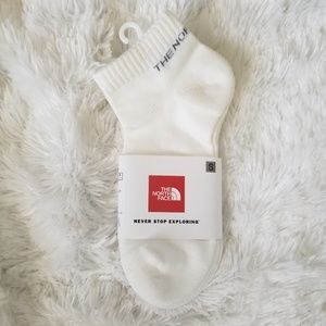 🌈The North Face Women's Sports Socks S